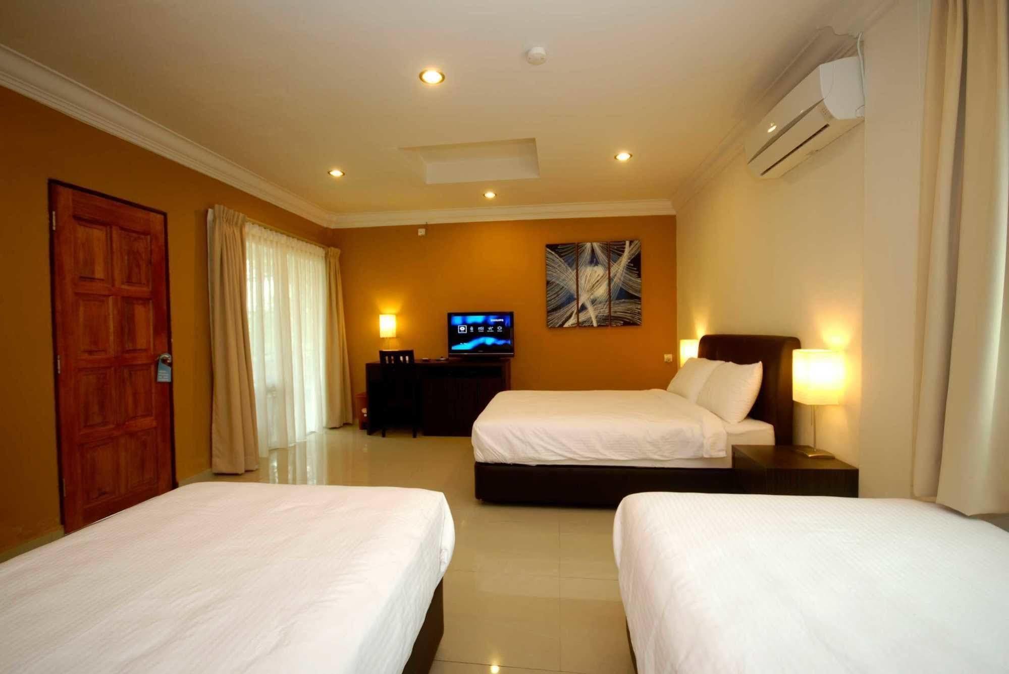 Tioman Dive Resort Kampong Ayer Batang Exterior foto