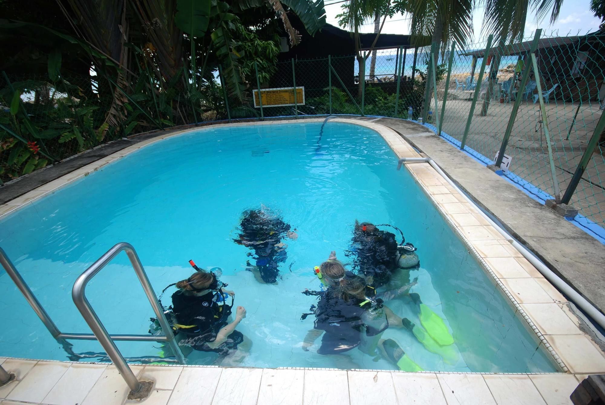 Tioman Dive Resort Kampong Ayer Batang Exterior foto